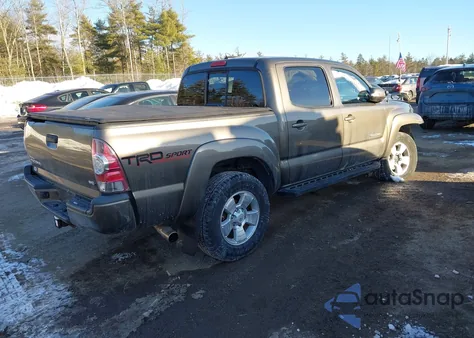 2015 Toyota Tacoma Base V6 z USA, uszkodzony, nr VIN 3TMLU4EN7FM167765